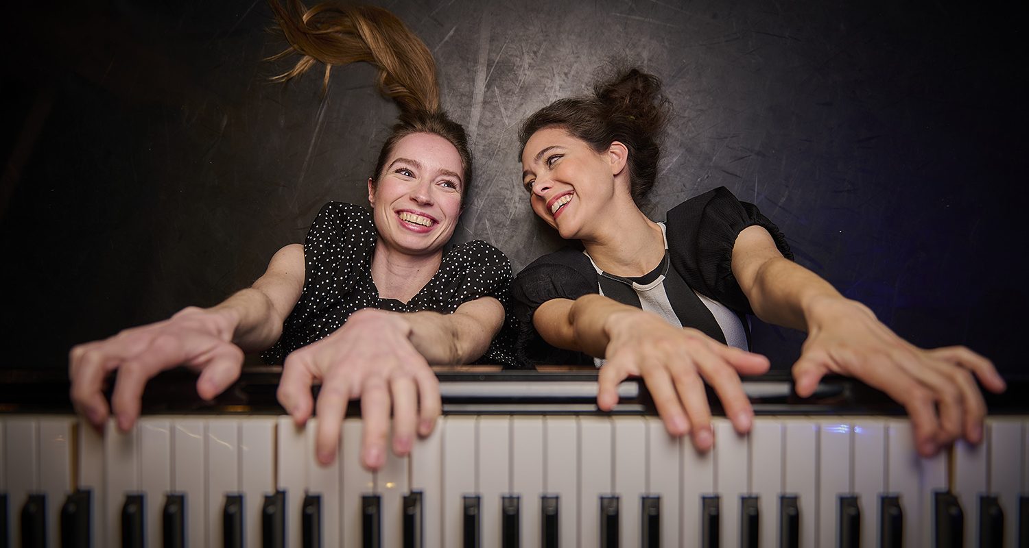 Beth & Flo - children's concert ©RobertWestera (12 MB)